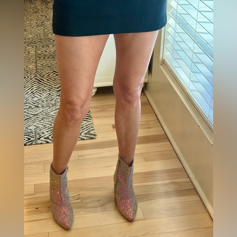 Glitter booties - made in Brazil! Size 6! - Picture 2 of 6